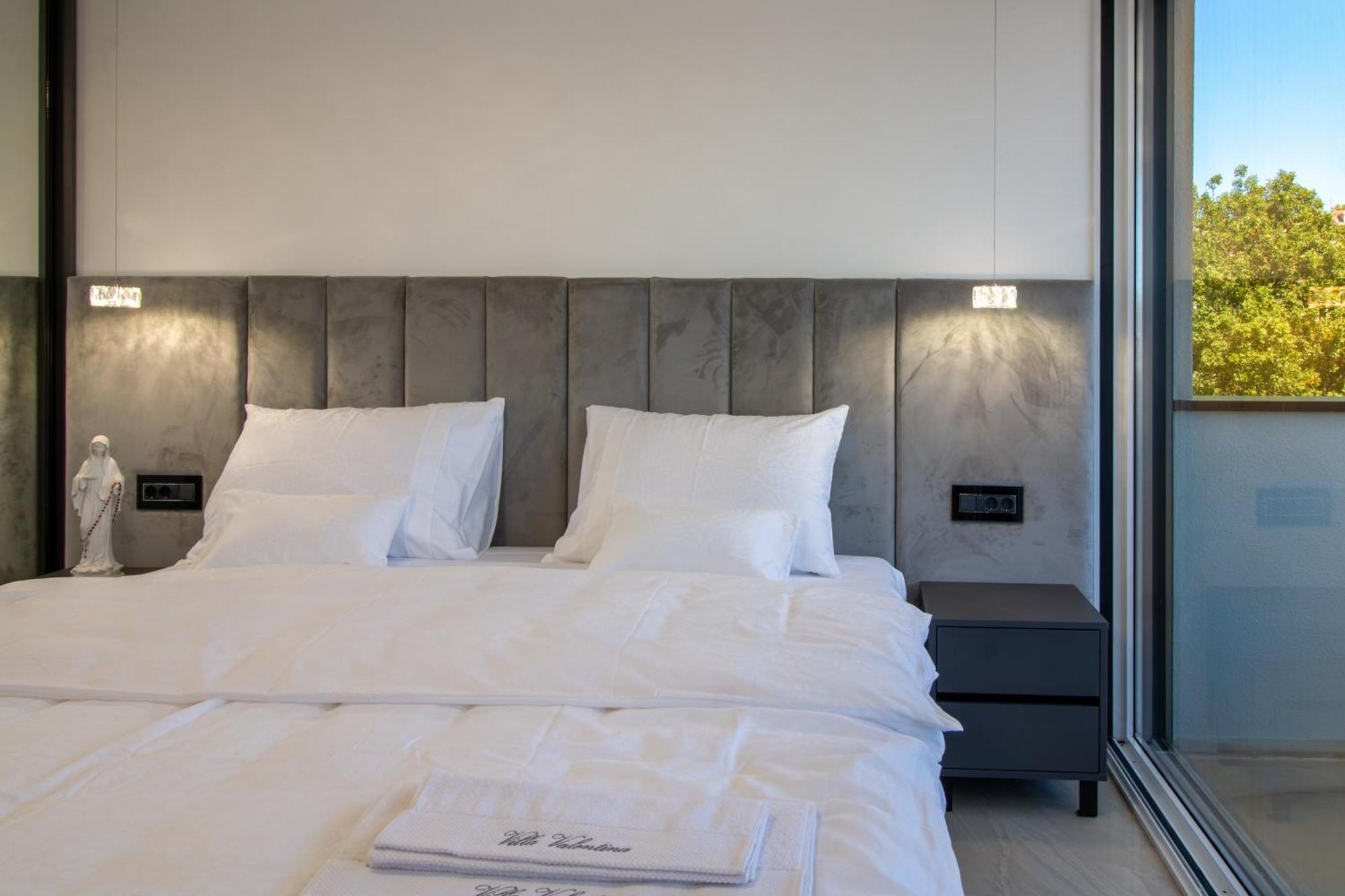 Beach Villa Valentina Trogir Room photo